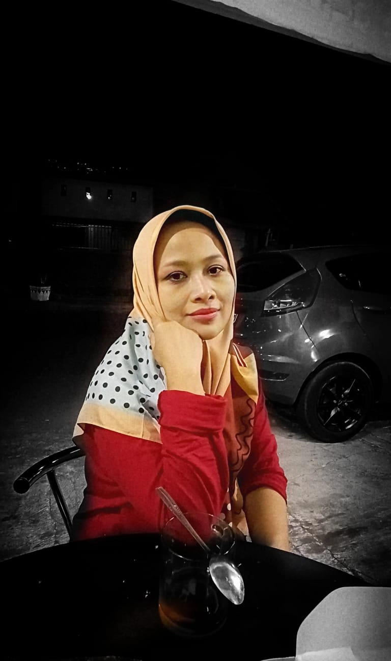 Foto DR. Aryati 